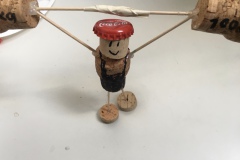Korkmännchen-Bau, Klasse 4
